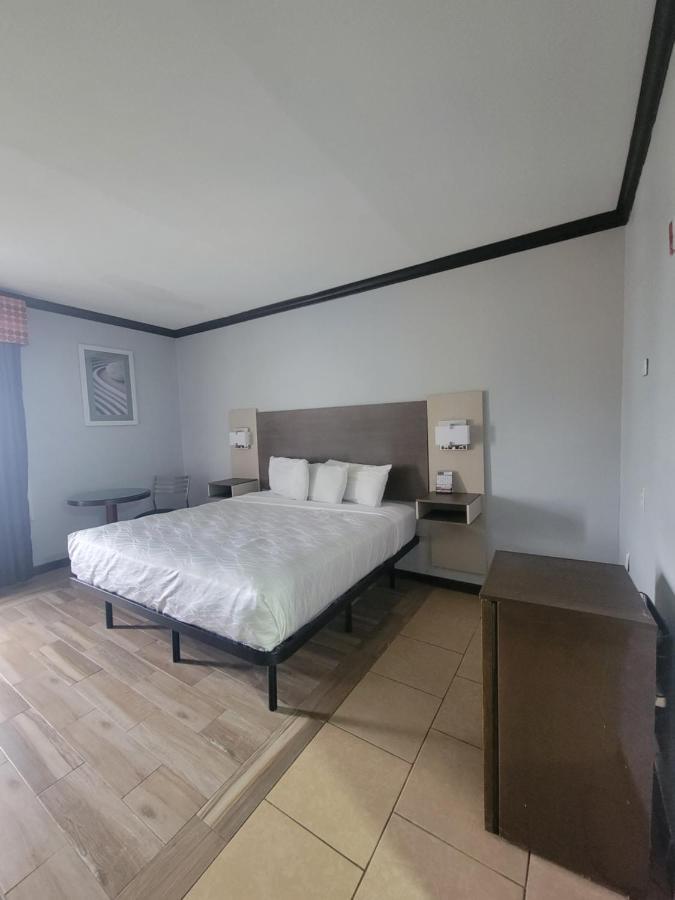 Blue Bay Inn And Suites South Padre Island Eksteriør billede